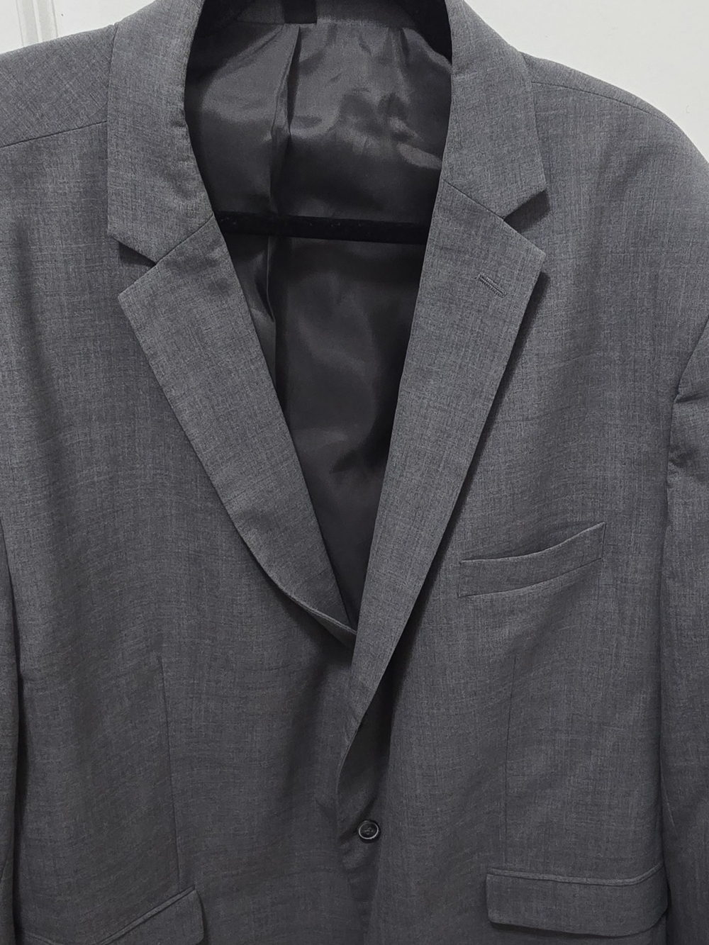 Men's Classic Gray Blazer - Timeless Tailored Style